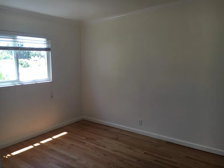 2414 Sacramento St #3 — Photo 2