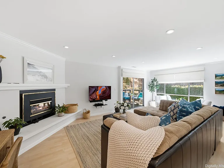 2411 Carlmont Dr #107 — Photo 14