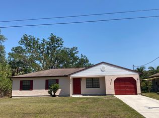 5370 Mac Caughey Dr, North Port, FL 34287