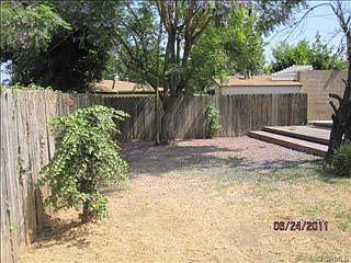 5th image of 809 N Banna Ave