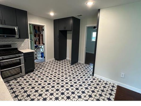 342 Saratoga Dr