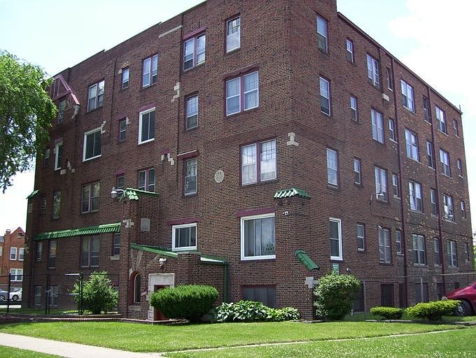 1st image of 13505 La Salle Blvd APT 302