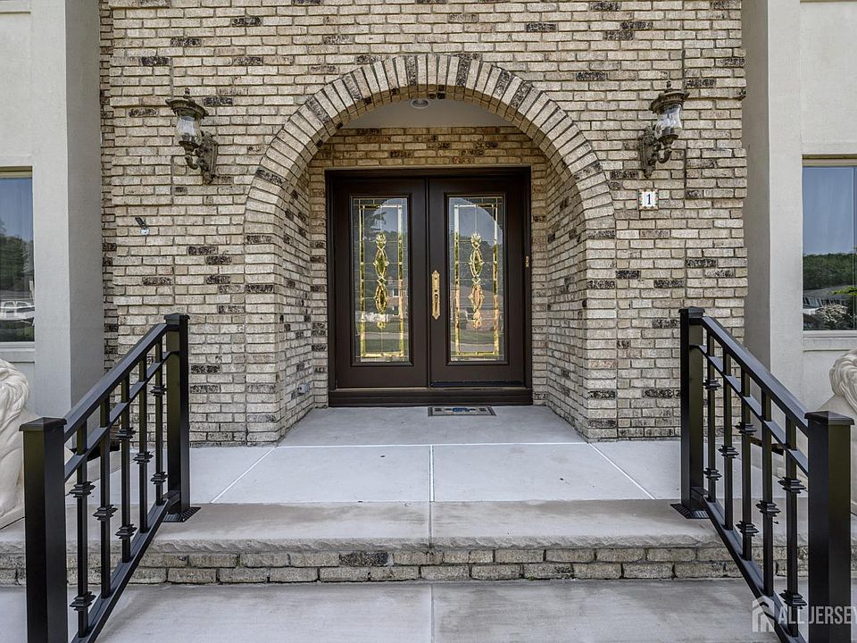 1 Wilfred Rd, Manalapan, NJ 07726 | Zillow