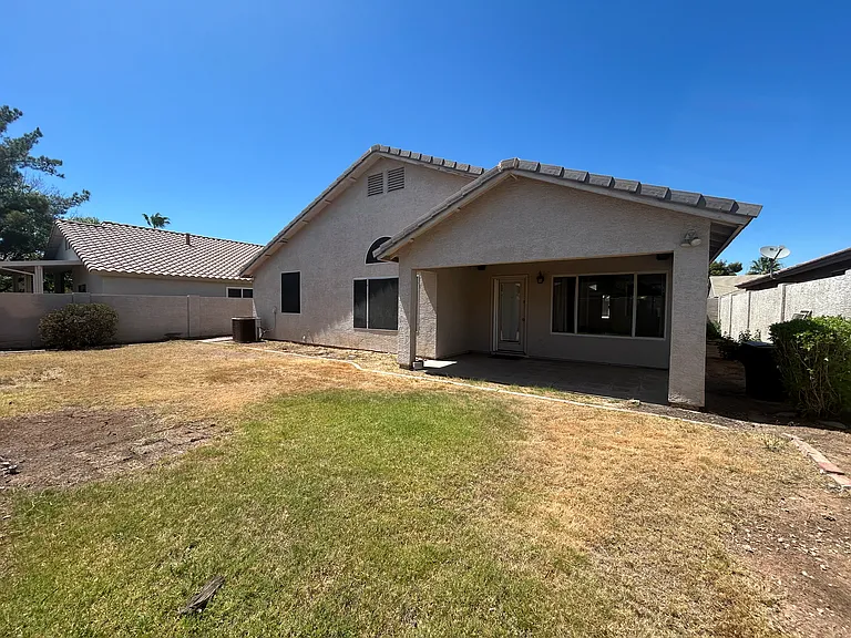 3861 E Redfield Ct — Photo 31