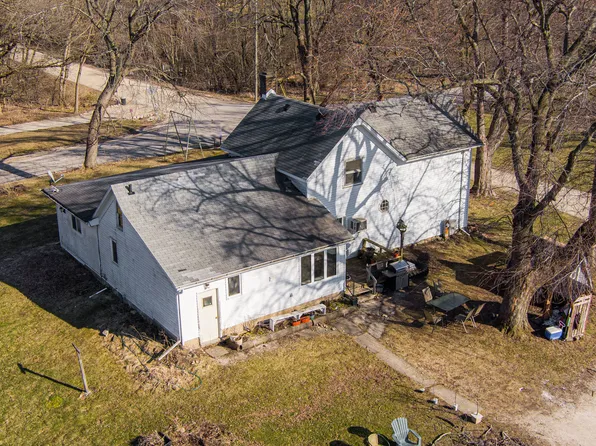 8N510 Thomas Rd, Hampshire, IL 60140