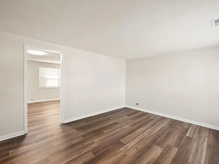 5533 Ridgecrest Rd — Photo 8