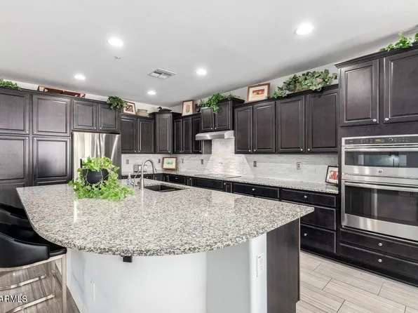 5657 S INEZ Court, Gilbert, AZ 85298