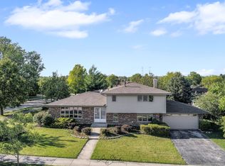 9322 W 140th St, Orland Park, IL 60462