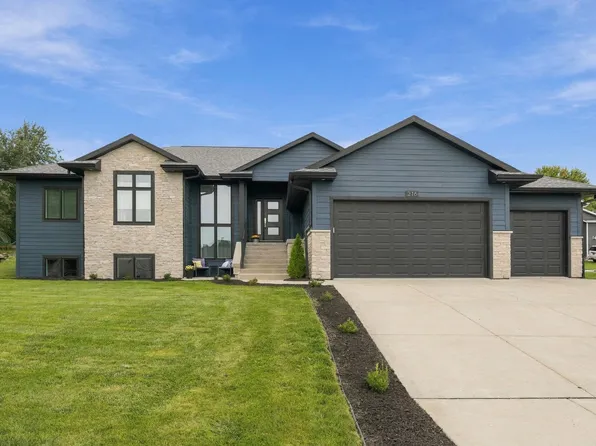 216 Ridge Creek Dr, Janesville, WI 53548