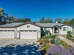 960 Fairway Dr, Gardnerville, NV