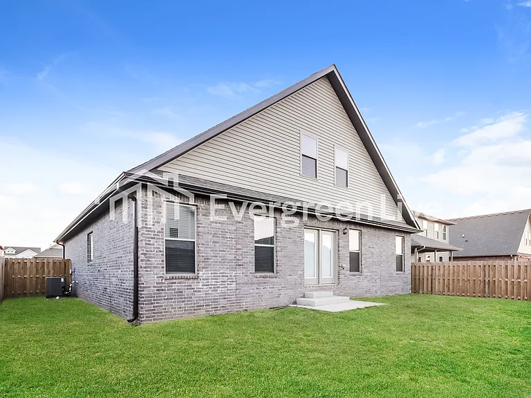 2100 Periwinkle Pl — Photo 15