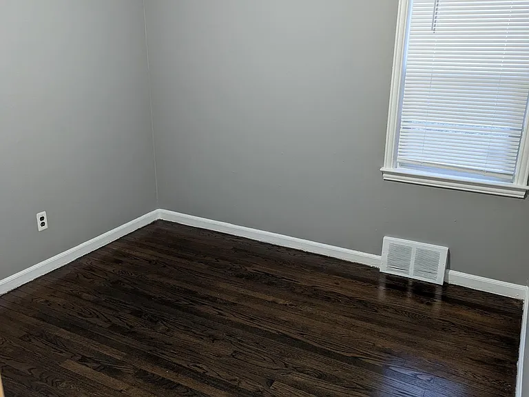 27050 Lucerne Dr — Photo 5