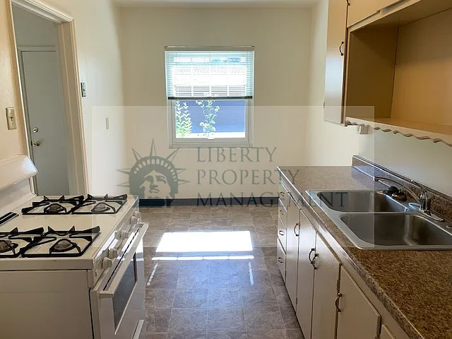 1329 W Lodi Ave #2 — Photo 5