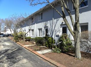 994 Washington St APT 3, Weymouth, MA 02189