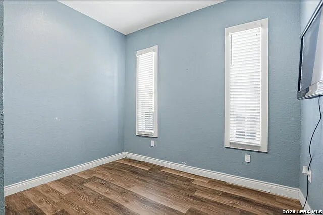 202 Helena St — Photo 20