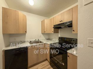 3342 E Linwood St #3, Springfield, MO 65804