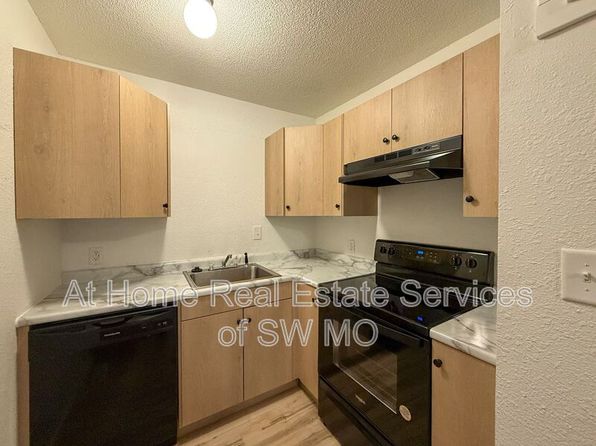 3342 E Linwood St #3