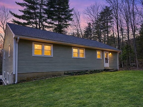 4th image of 78 Shaw Rd