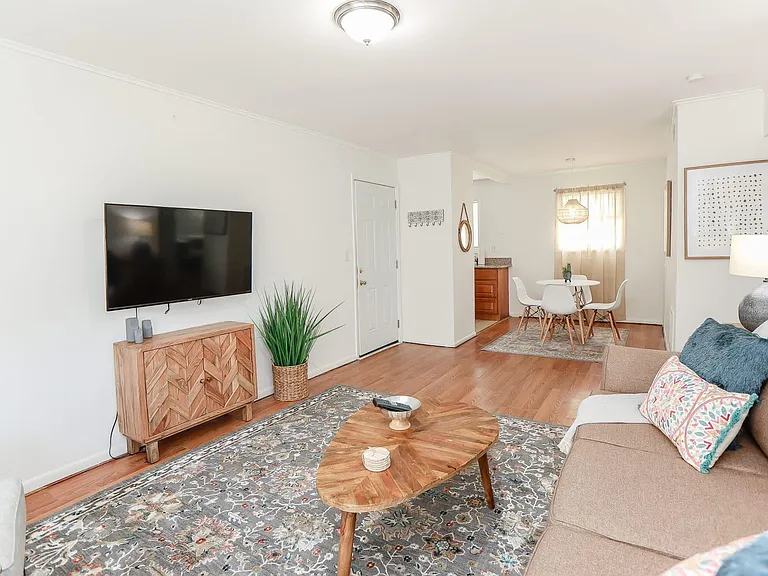 1280 W Ocean View Ave #2 — Photo 17