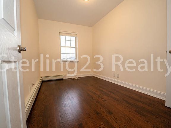 5th image of 24-14 23rd Ave #F2