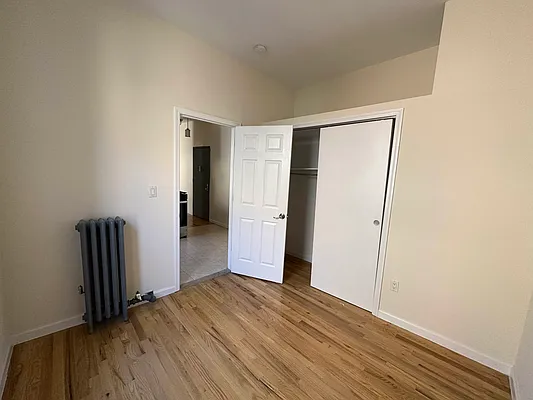 Rented by Premier Metro Realty Corp | media 22