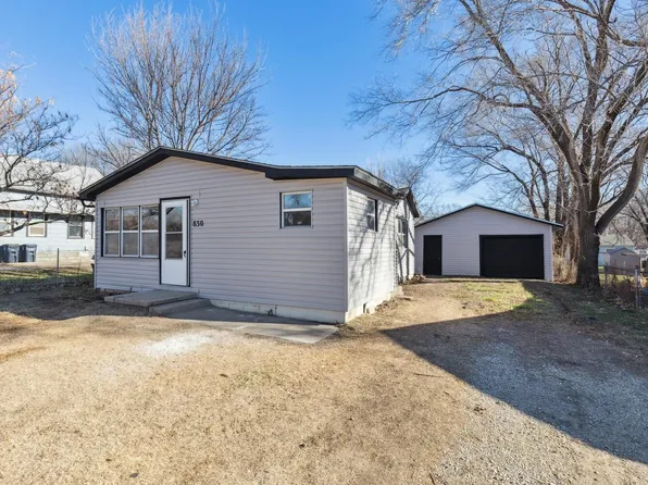 830 N Topeka St, El Dorado, KS 67042