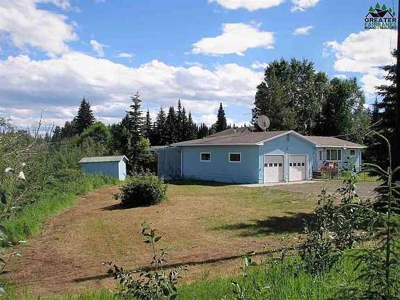 4th image of 1881 Aurora Dr