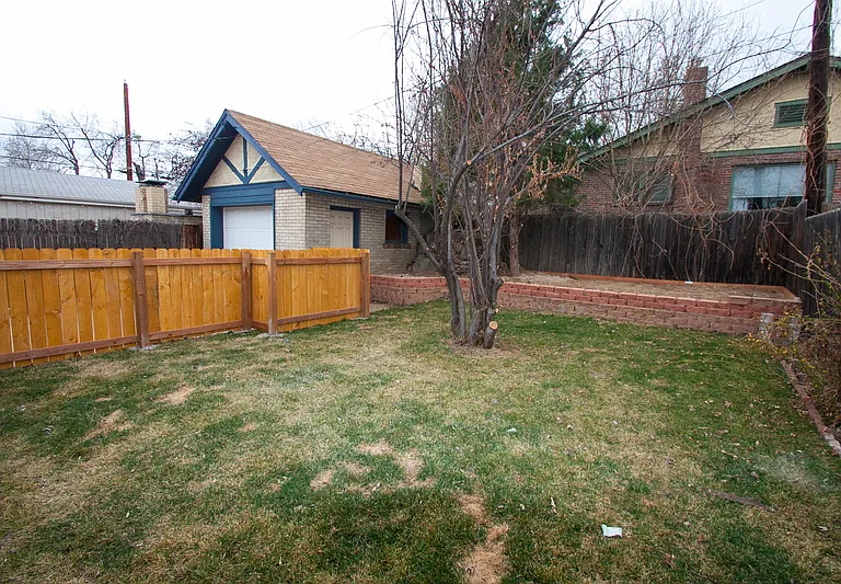3733 Grove St — Photo 30