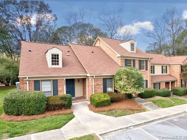 9028 Providence Colony Dr APT A, Charlotte, NC 28277