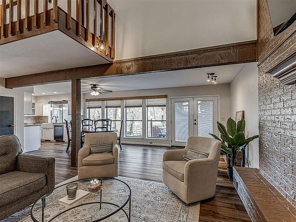 4th image of 1805 Chaparral Ln