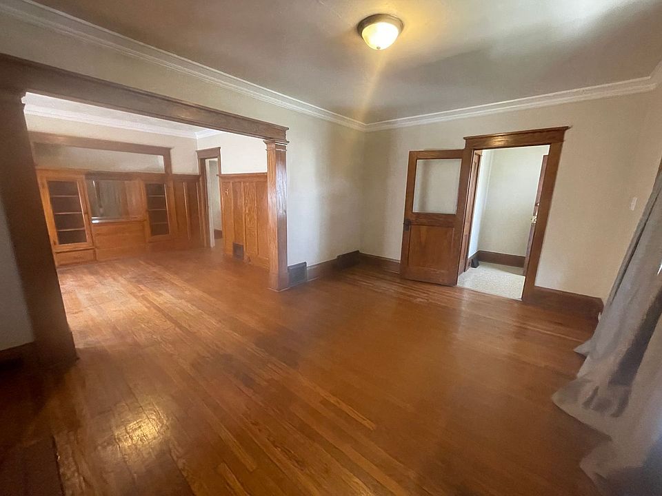 1st image of 2945 N 36th St
