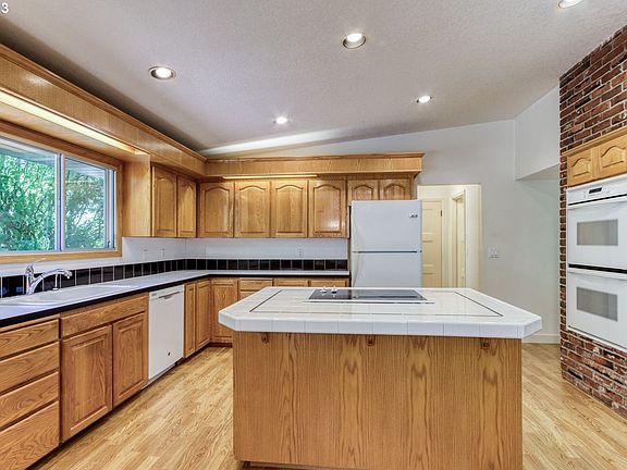 4th image of 14805 NE 249th St