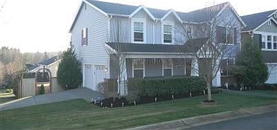 1st image of 907 233rd Pl NE