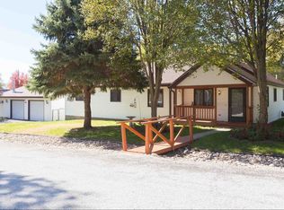 415 Jefferson St, Bennet, NE 68317