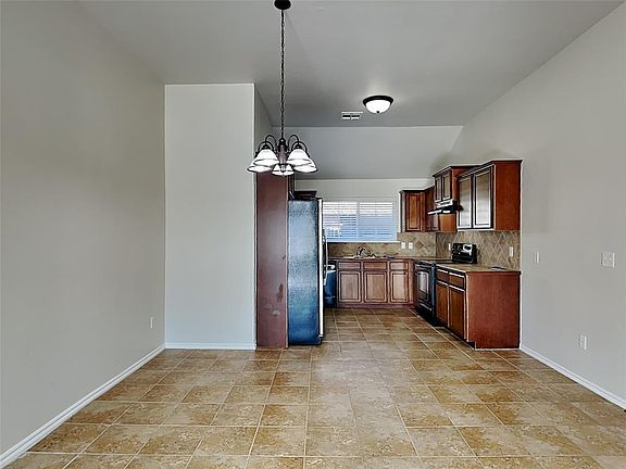 3rd image of 2165 Robin Ridge Ln