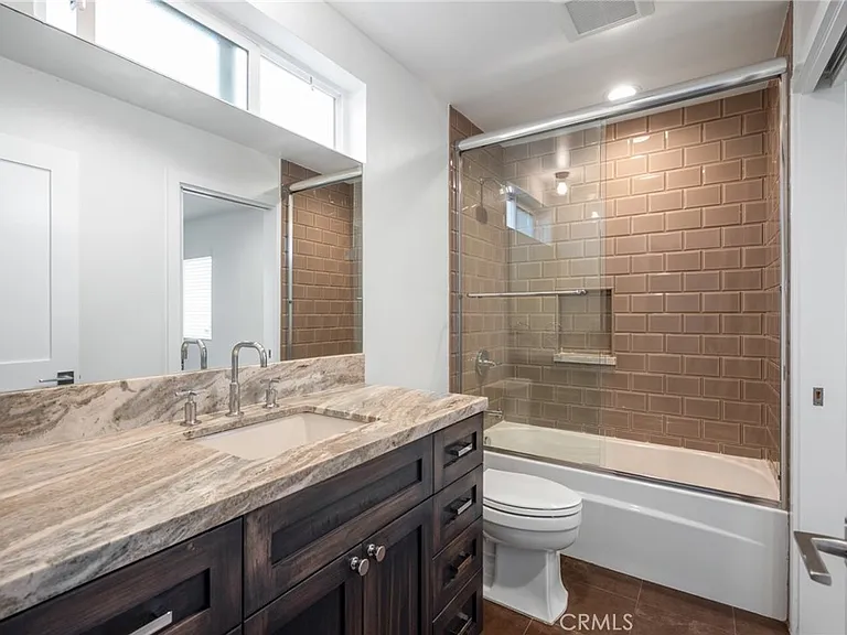 3404 Hightide Dr — Photo 31