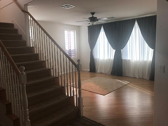 3rd image of 6421 Gilded Flicker St