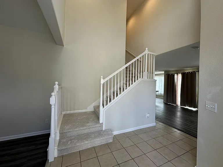 2065 McKenzie Pl — Photo 9