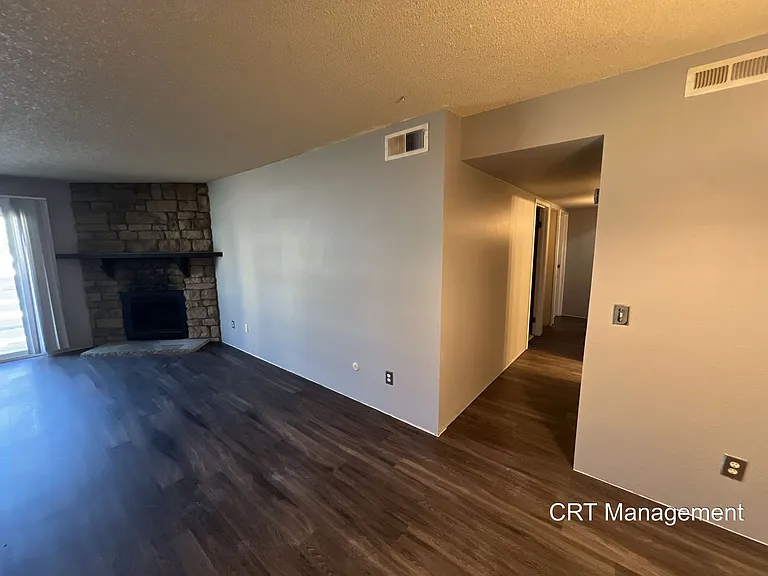 8555 Fairmount Dr #I102 — Photo 11