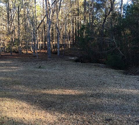 4th image of 614 Bostwick Dr