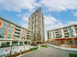 8188 Fraser St #1501, Vancouver, BC V5X 3T3