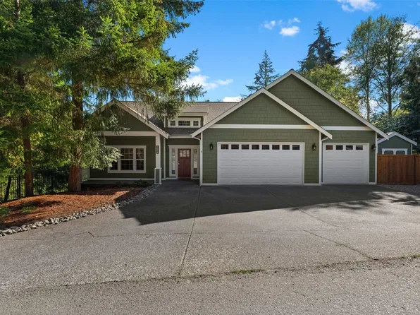 1015 10th Court, Fox Island, WA 98333