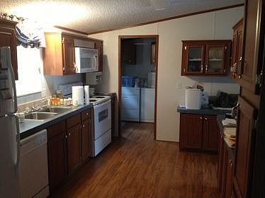 4th image of 579 SW Whitetail Cir