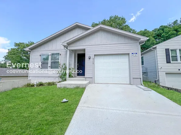 6919 College Ave, Kansas City, MO 64132