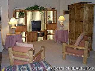 3rd image of 1370 Deer Valley Dr #1370