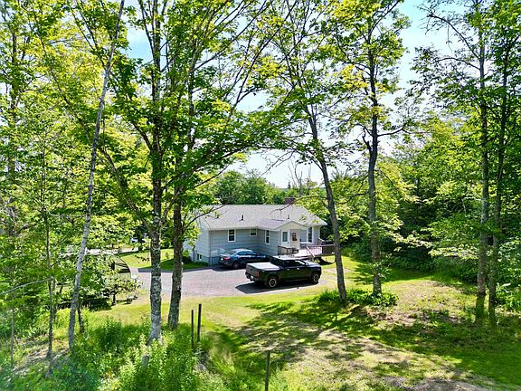 4th image of 578 Greenfield Rd