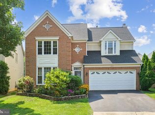5817 Cub Stream Dr, Centreville, VA 20120