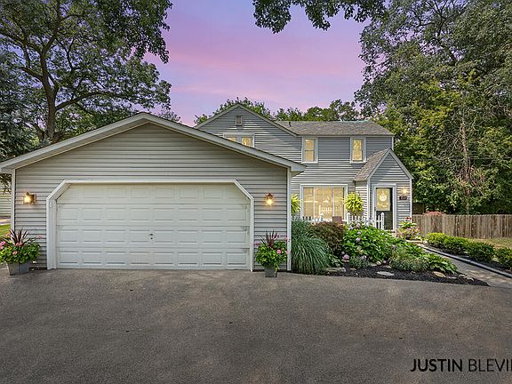 2nd image of 1511 Annie Ave NW