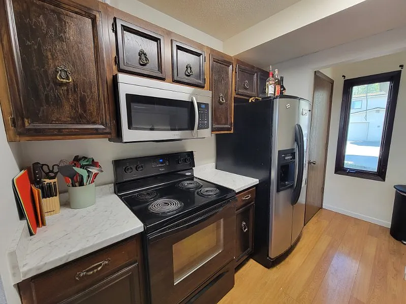2 bed, 1.5 bath, 1033 sqft, $2,350 — Photo 4