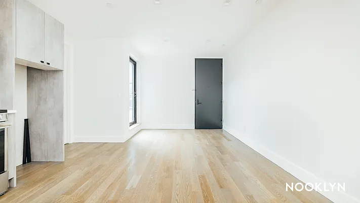 Rented by Nooklyn NYC LLC | media 47